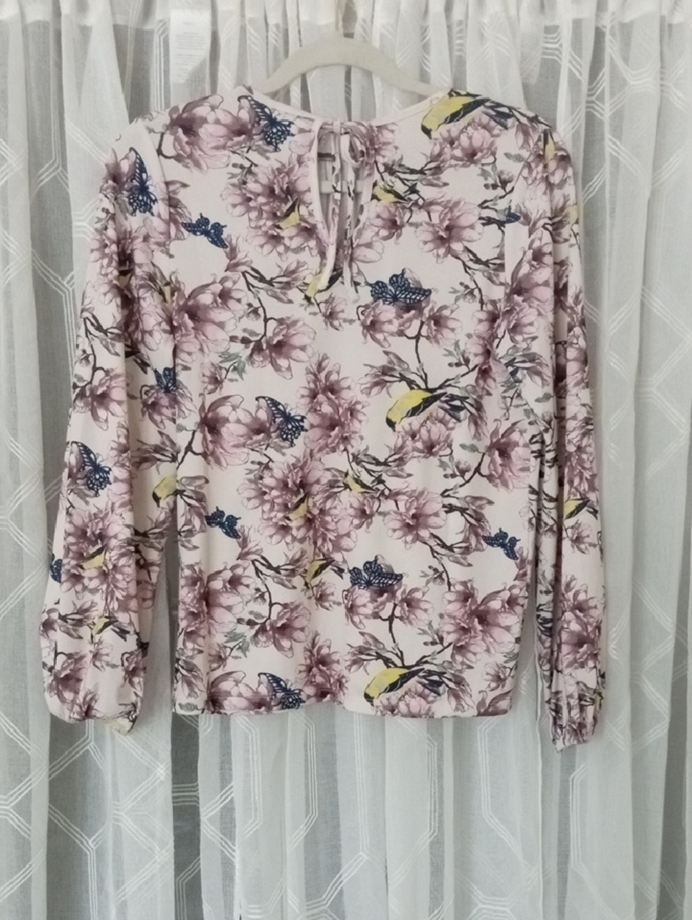 H&M Floral Long-Sleeve Blouse Ivory with Birds, Flowers & Butterflies Size XS - Picture 4 of 11
